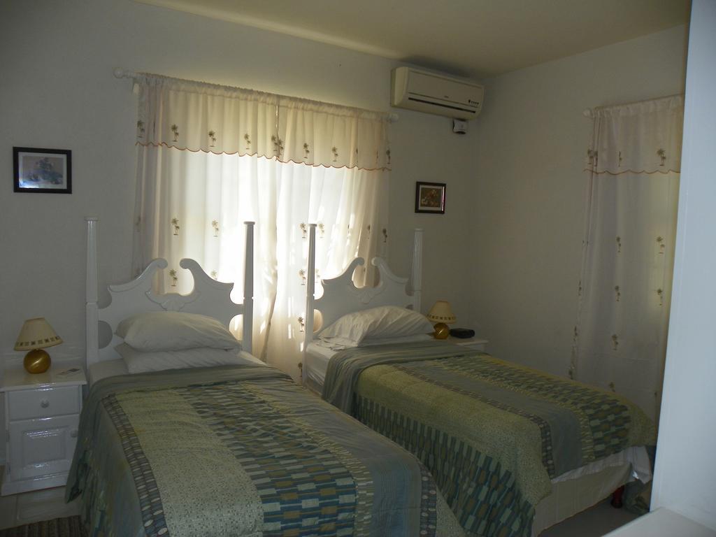 AnnJenn Apartments Christ Church Extérieur photo