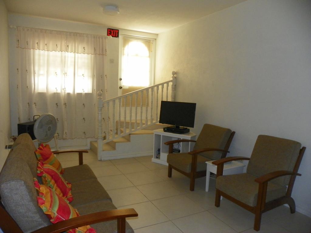AnnJenn Apartments Christ Church Extérieur photo